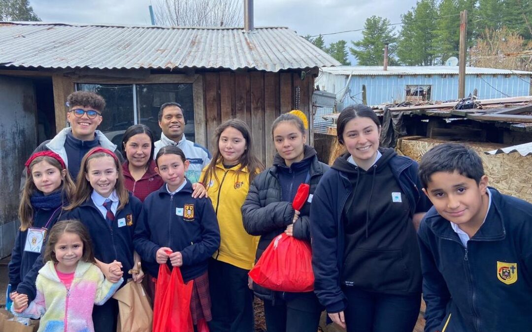 Pastoral entrega donaciones de “Trueque solidario”