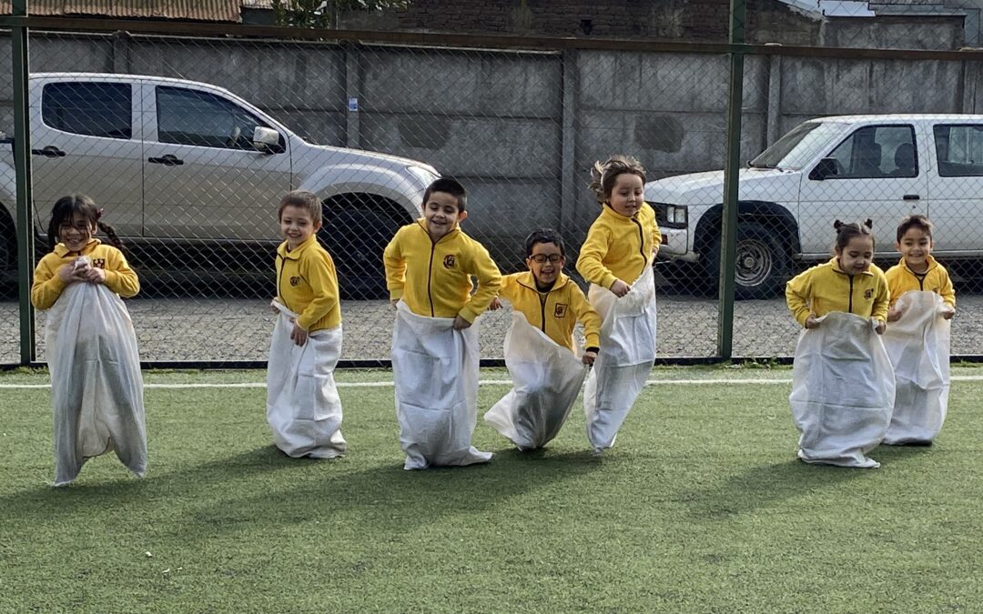 Niños de Pre escolar disfrutaron mañana de juegos tradicionales