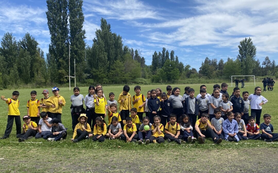 2° básico A llega con aportes a Liceo Llano Blanco